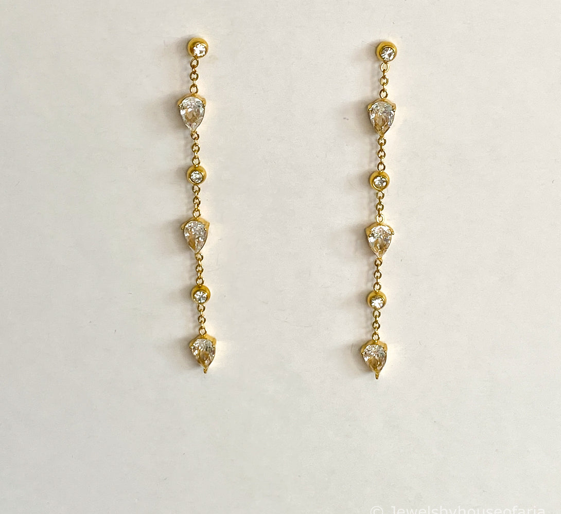 GIGI Crystal Drop Earrings