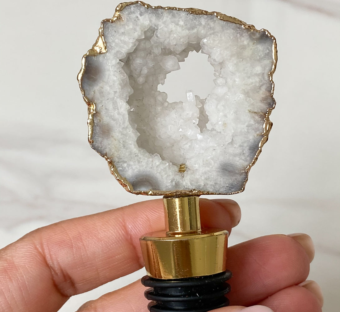 Agate Crystal Bottle Stopper (Gold / Silver)