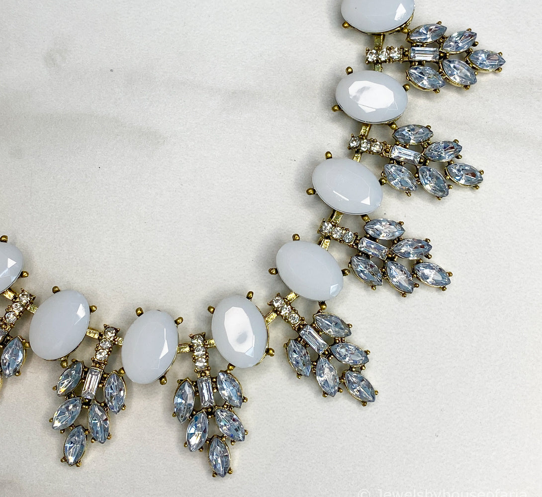 FREYA White & Gold Jewel Necklace Set