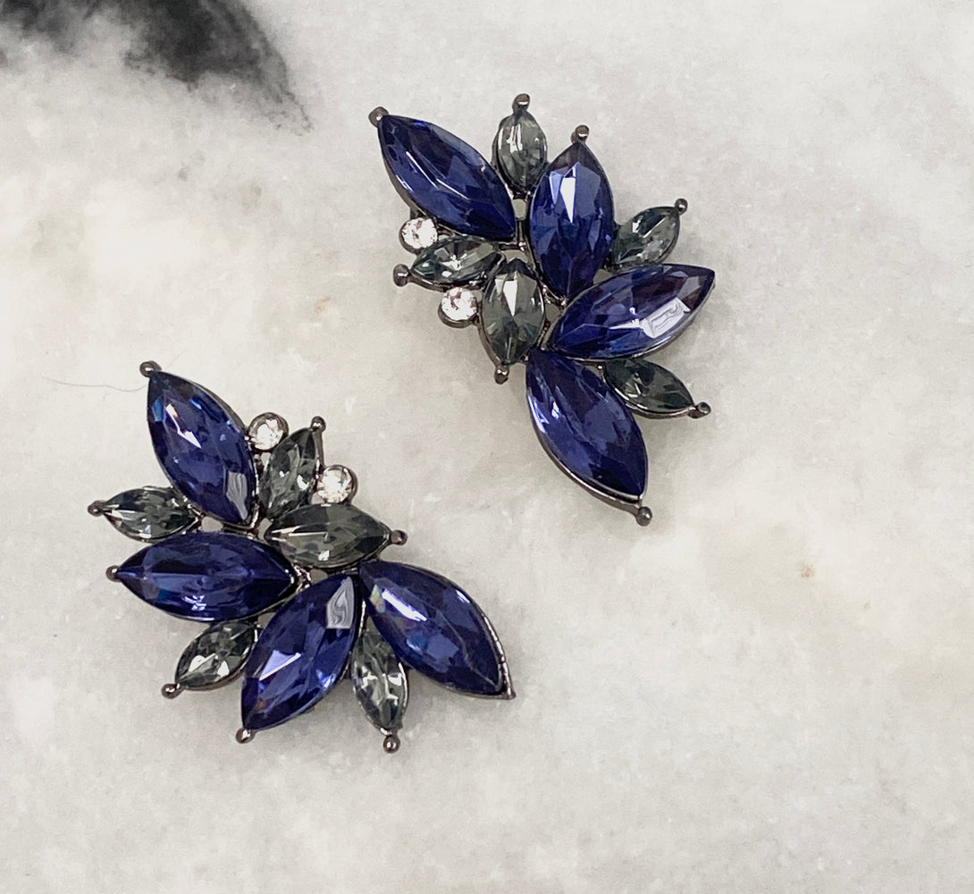 ADE  Rhinestone Petal Earrings - Blue / Black