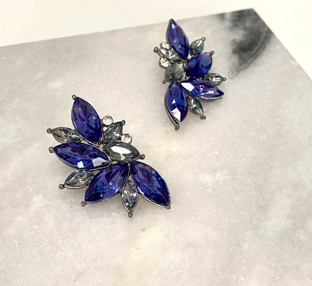 ADE  Rhinestone Petal Earrings - Blue / Black