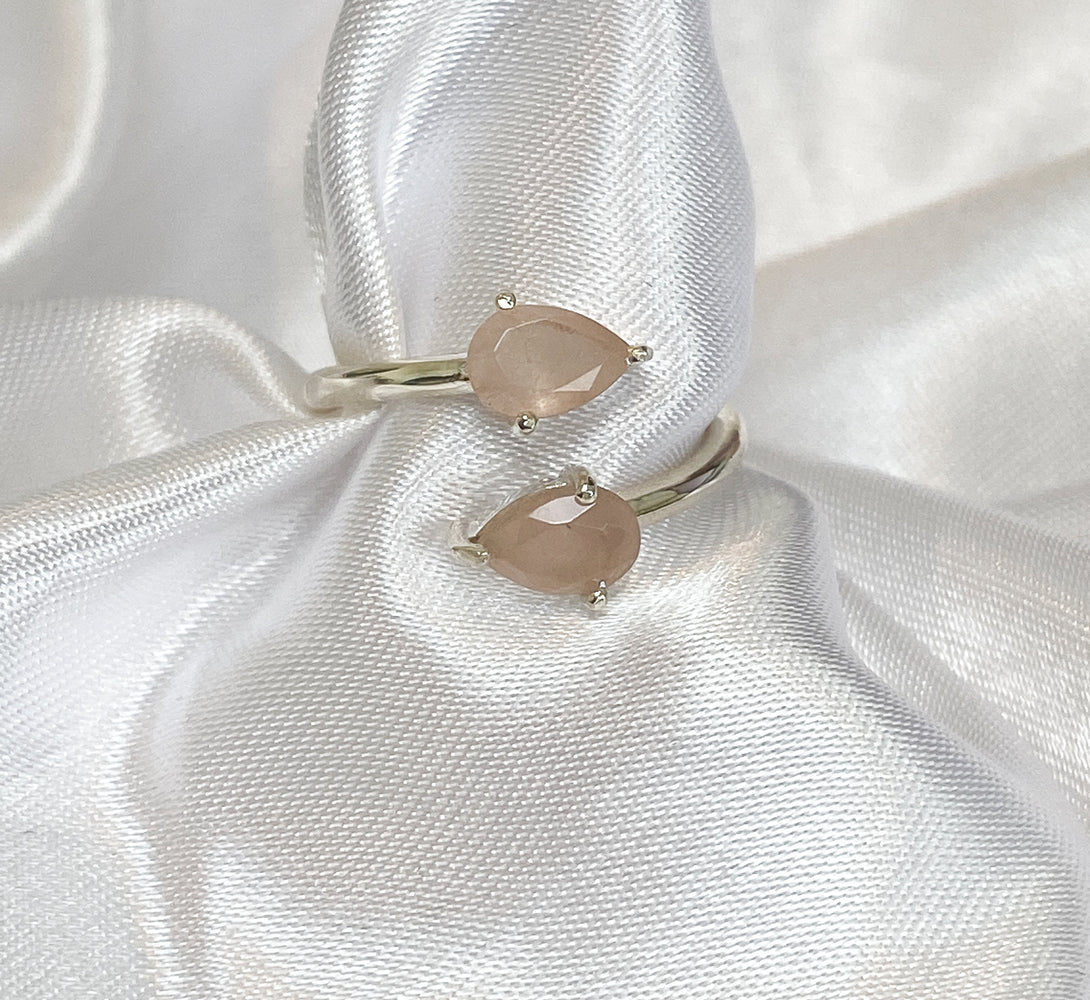 Rose Quartz Crystal Teardrop Ring (Sterling Silver)